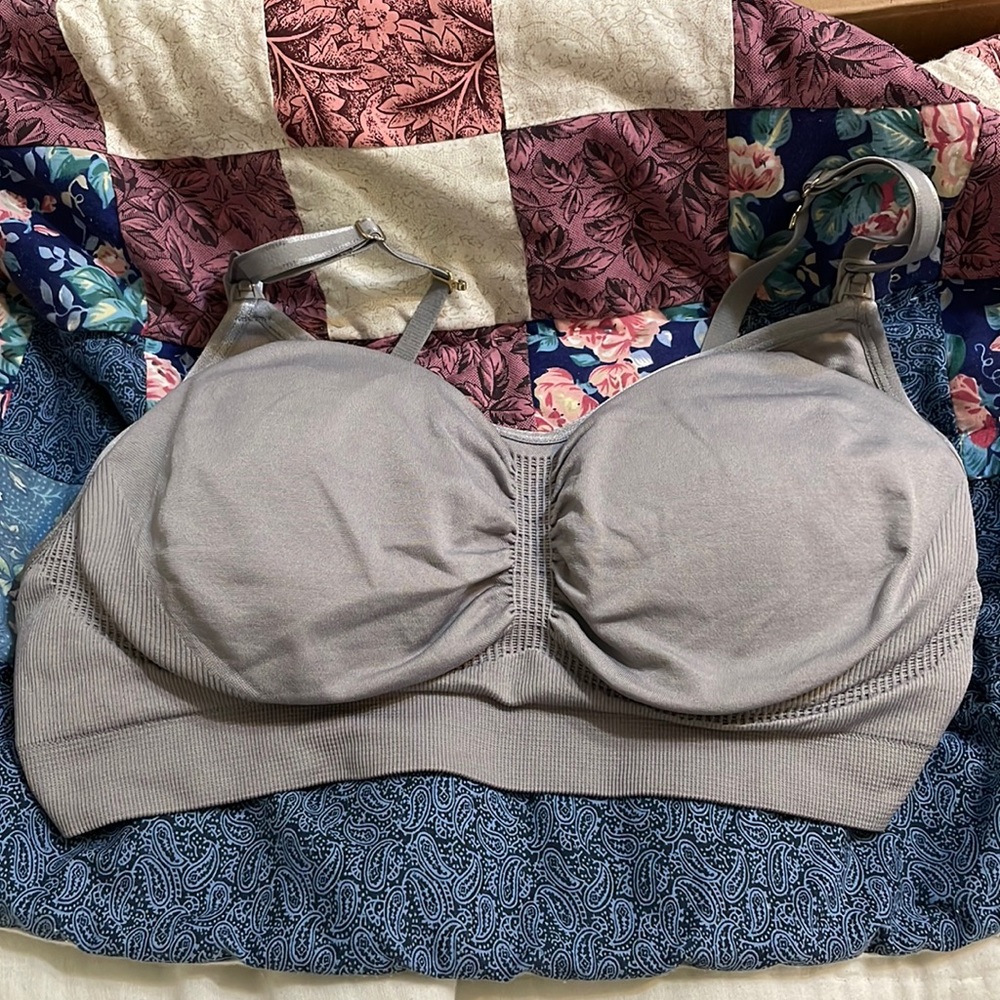 Nursing Bra: A Pea in the Pod